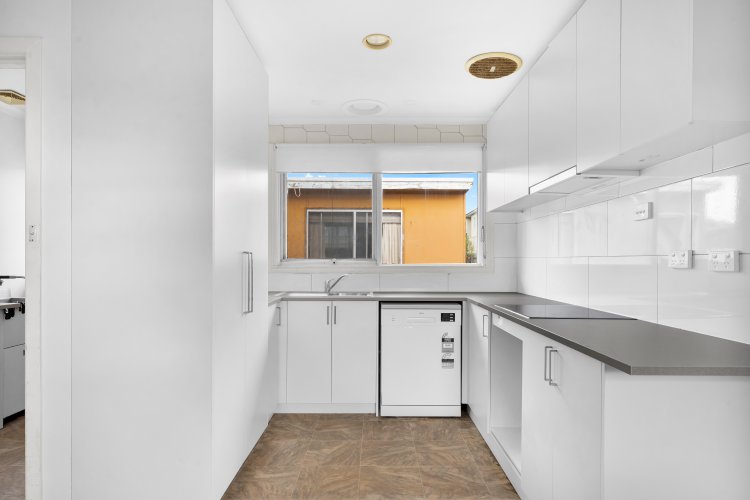 6 Vermont Street  Glen Waverley 3150