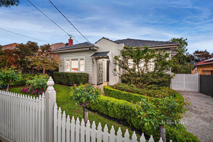 6 Walhalla Street Pascoe Vale South 3044