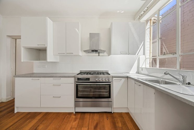 6 Windsor Avenue Mount Waverley 3149