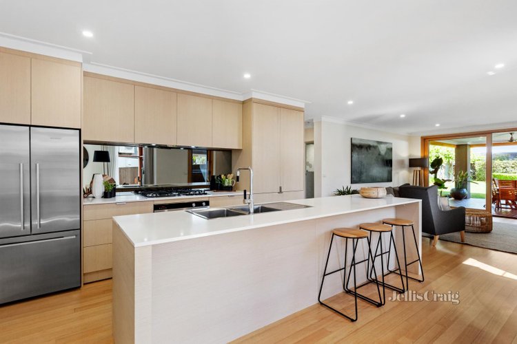 6 Worrell Street Nunawading 3131