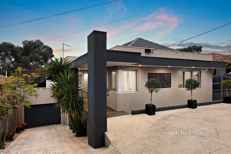 60 Hillsyde Parade Strathmore 3041