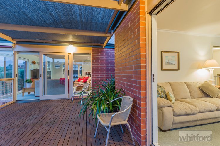 60 James Cook Drive, Wandana Heights