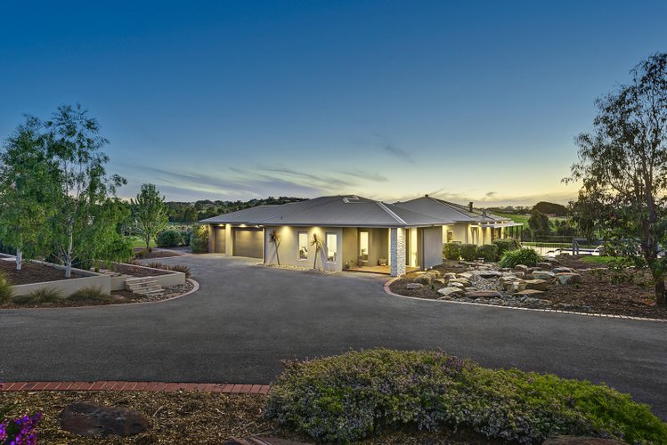 60 Sunset Drive Chirnside Park 3116