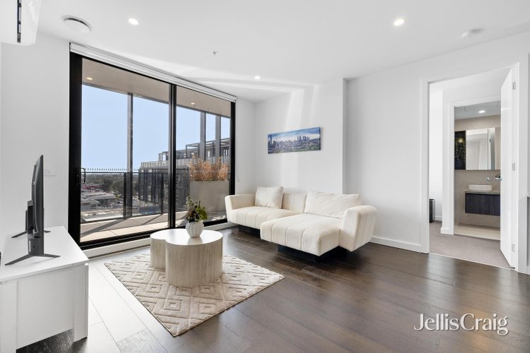 604 162 Whitehorse Road Blackburn 3130