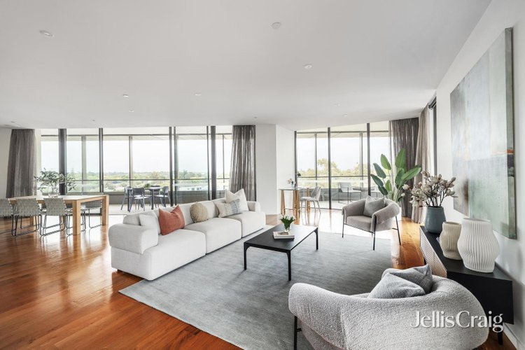 605 369 High Street Kew 3101