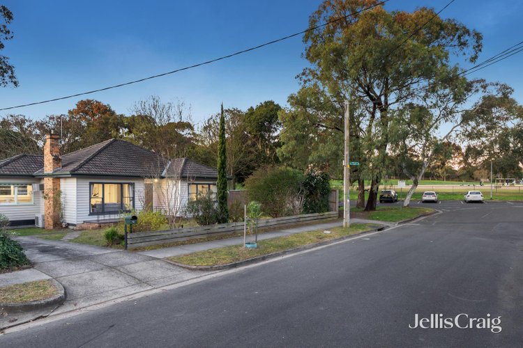 61 Lee Ann Street Forest Hill 3131