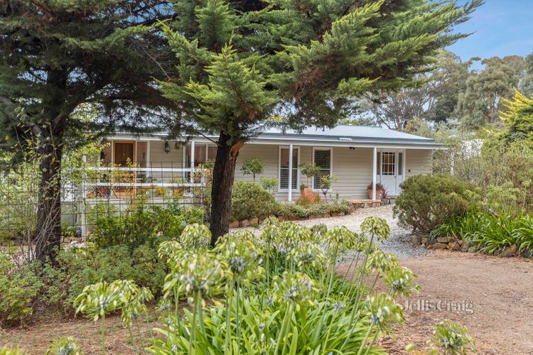 61 Maldon Road Mckenzie Hill 3451