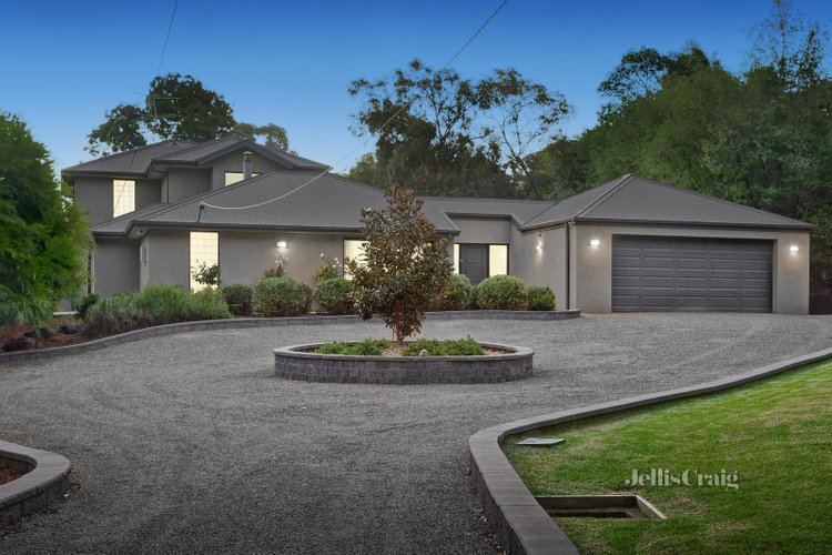 61 Zig Zag Road Eltham 3095