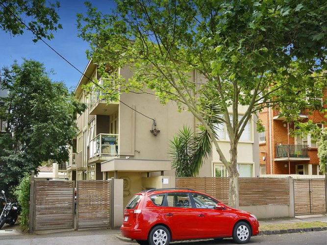 6 10 Austin Avenue Elwood 3184