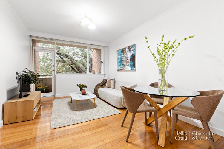 6 109 Ross Street Port Melbourne 3207
