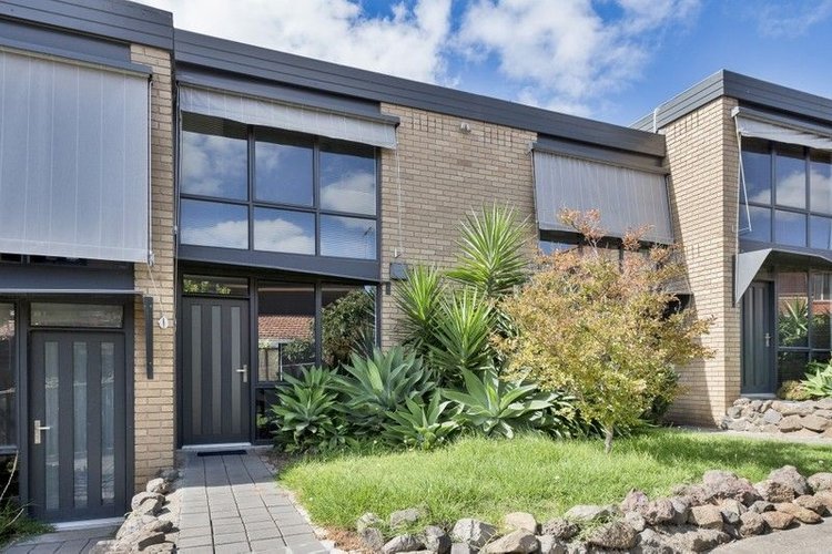 6/11 Grandview Avenue  Maribyrnong 3032