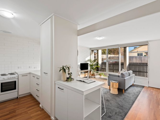 6 12 Mary Street Hamlyn Heights 3215