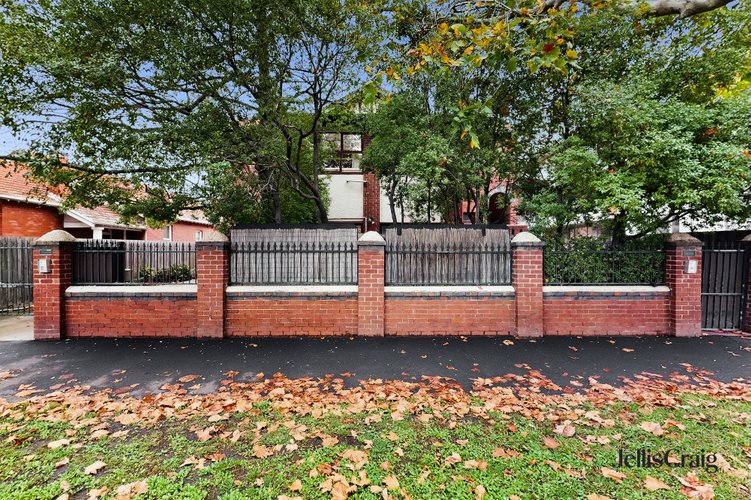 6/121 Brighton Road Elwood 3184
