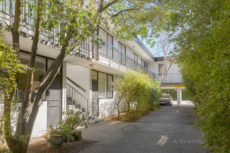 6/13 Crimea Street St Kilda 3182