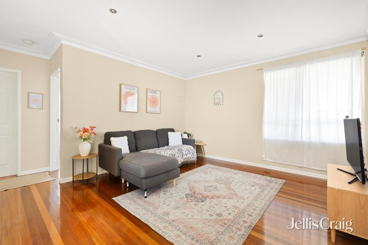 6 13 Dover Road Williamstown 3016
