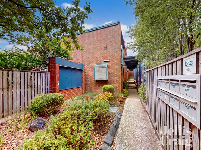 6/13 Grandview Grove Hawthorn East 3123