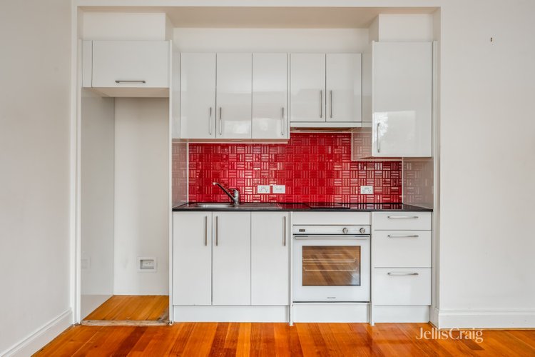 6/130 Queensberry Street Carlton 3052