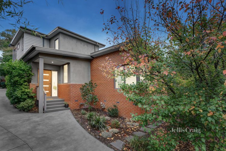 6 1320 Main Road Eltham 3095
