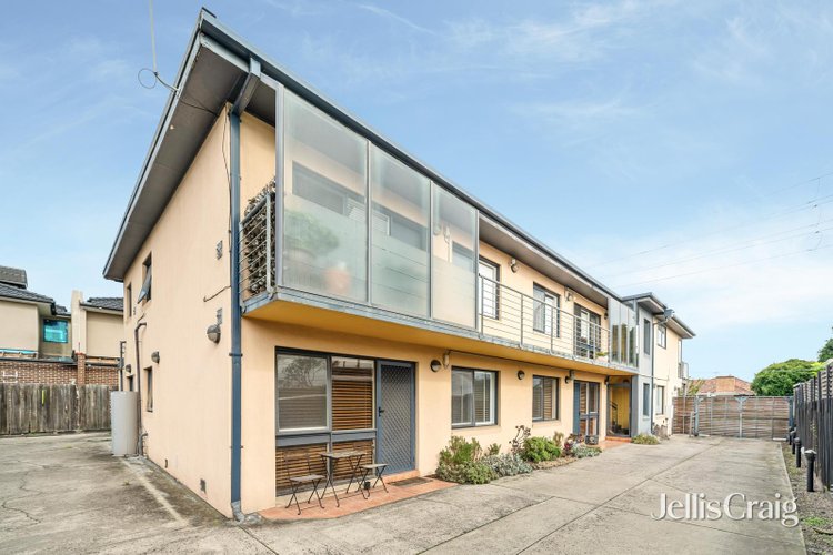 6 134 Warrigal Road Mentone 3194