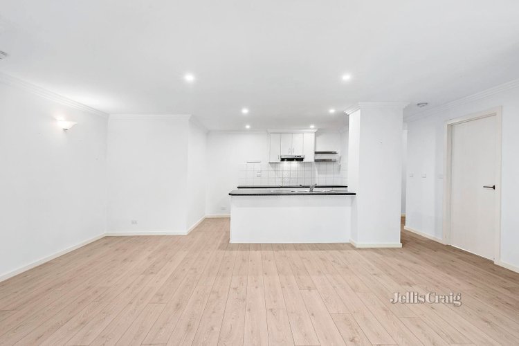 6 17 Ascot Vale Road Flemington 3031
