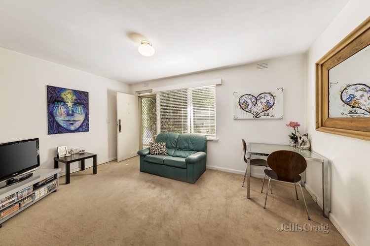 6/18 Orange Grove St Kilda East 3183