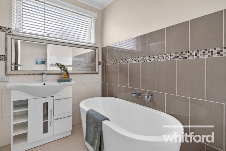 6/184 Noble Street, Newtown
