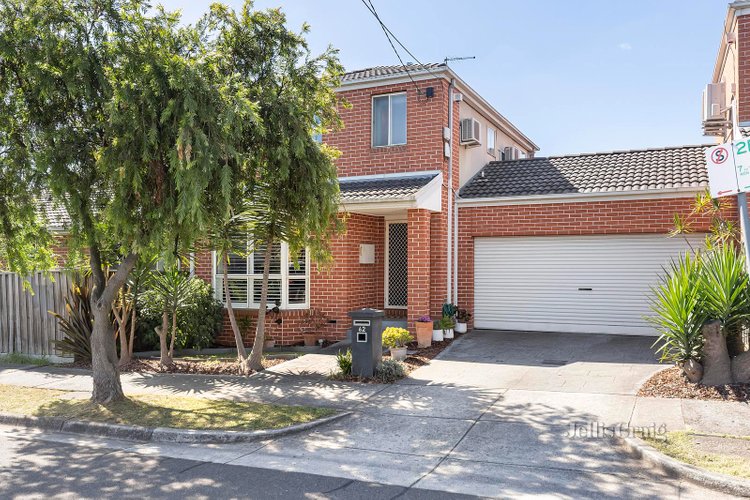 62 Bond Street Ringwood 3134