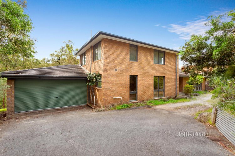 62 Bradleys Lane North Warrandyte 3113