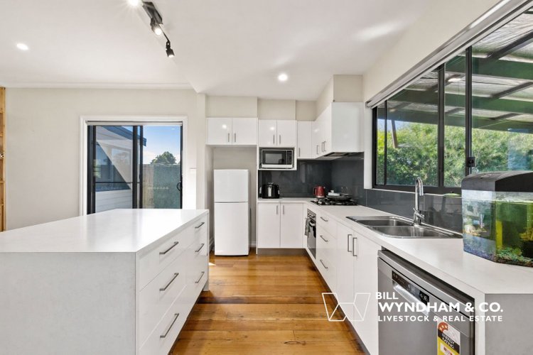 62 Great Alpine Road, Lucknow