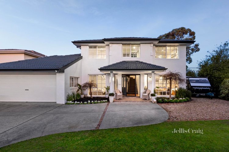 62 Little John Road Warranwood 3134