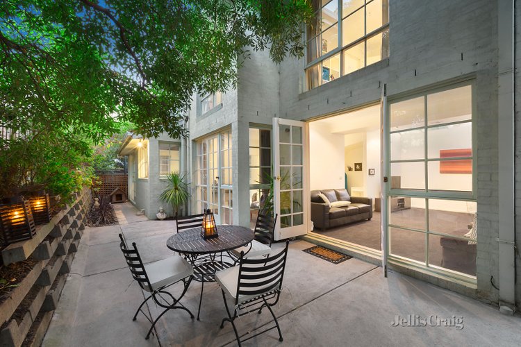 62 Martin Road Glen Iris 3146