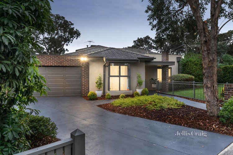 62 Mountain View Road Montmorency 3094