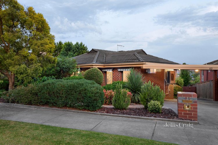 62 Pinehills Drive Greensborough 3088