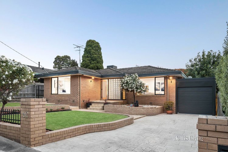 62 Roseland Grove Doncaster 3108