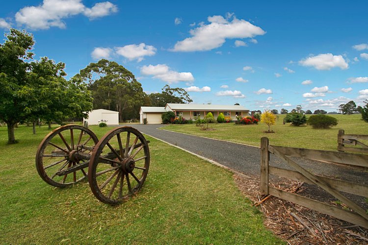 620 Pearsons Road Trentham 3458