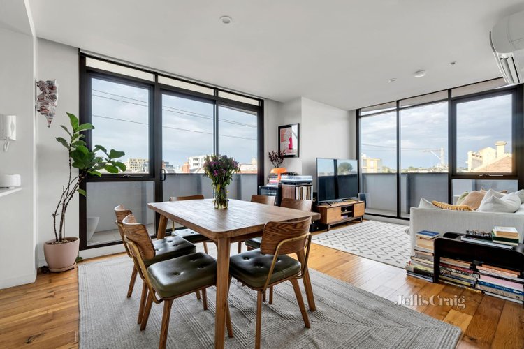 6201 172 Edward Street Brunswick East 3057