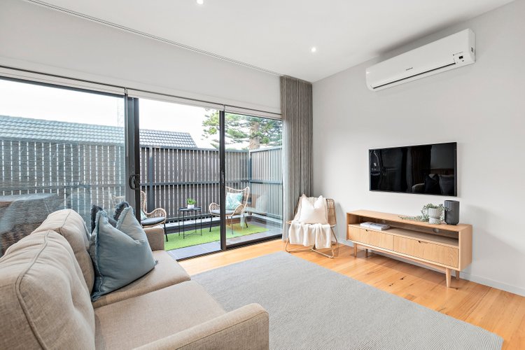 6/209 Station Street Edithvale 3196