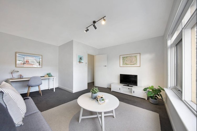 6/217 Brighton Road Elwood 3184