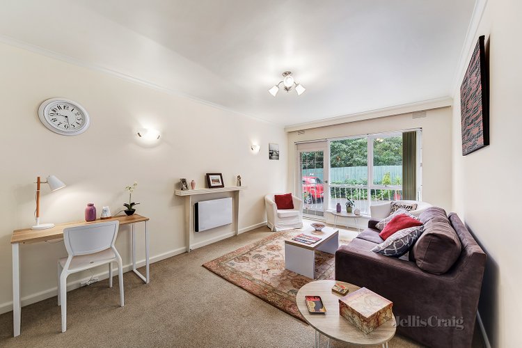 6/219 Burke Road Glen Iris 3146
