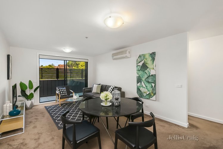 6/225 Buckley Street Essendon 3040