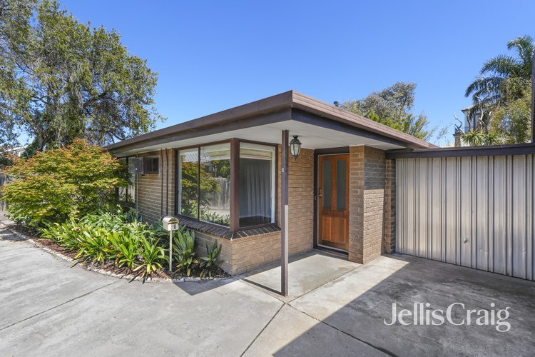 6/24 Bear Street Mordialloc 3195