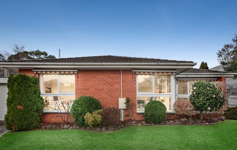 6/24 Bond Street Ringwood 3134