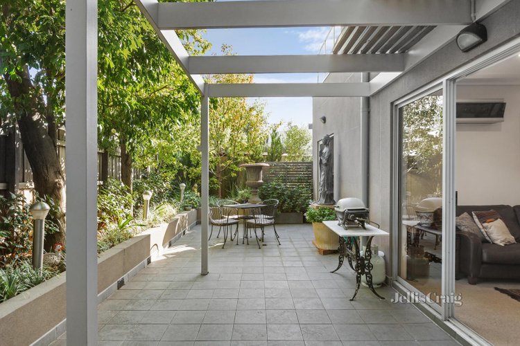 6 25 Kooyong Road Armadale 3143