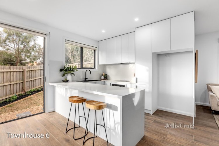 6 28 Millicent Street Rosanna 3084