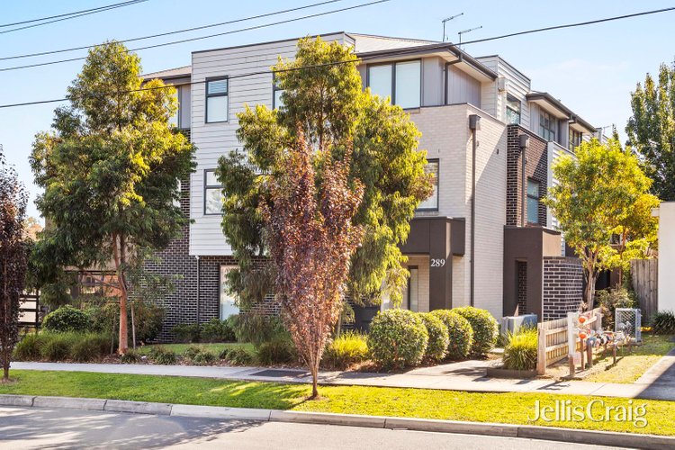 6 289 Mt Dandenong Road Croydon 3136