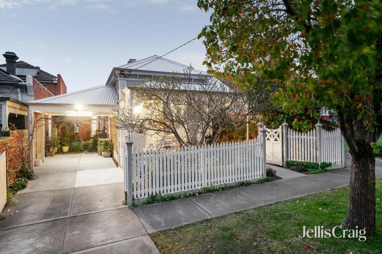 63 Barton Street Surrey Hills 3127