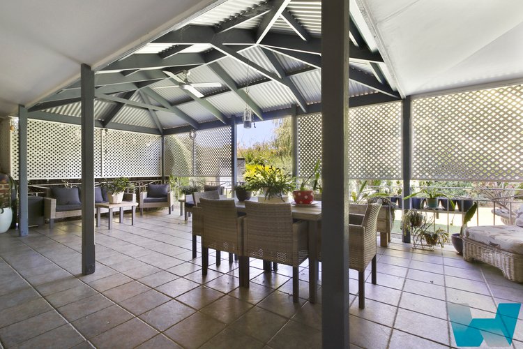 63 Dooley Street, Wy&nbsp;Yung