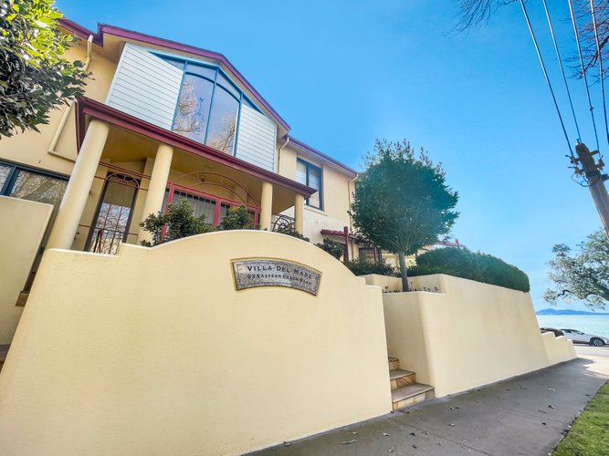 63 Eastern Beach Road Geelong 3220