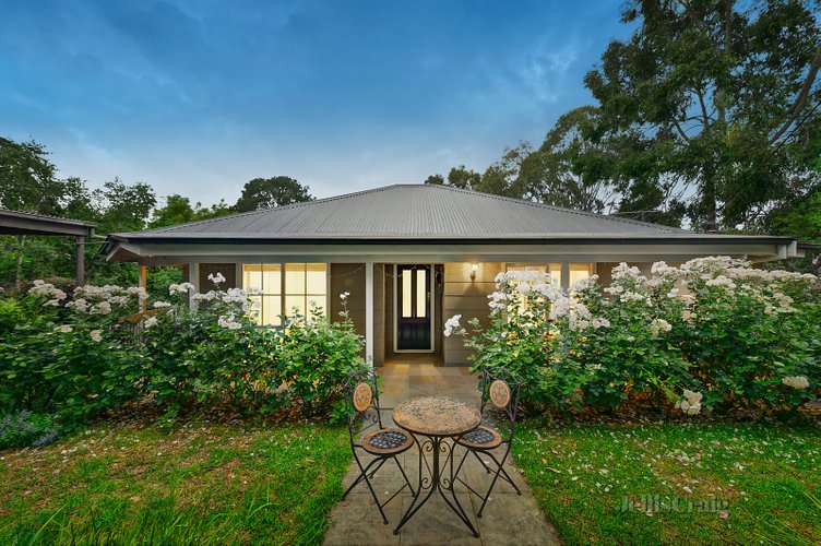 63 Ingrams Road Research 3095