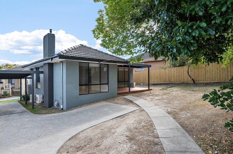 63 Manchester Road  Mooroolbark 3138